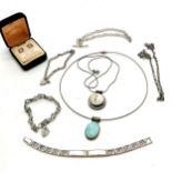 Qty of silver jewellery inc 4 bracelets (1 set with mother of pearl), 2 stone set pendants on