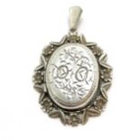 Silver engraved pendant locket with floral border - 4cm drop & 7.8g total weight