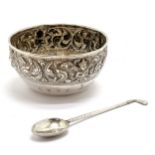 Unmarked foreign silver bowl (9cm diameter) presented as a golf 'medal' t/w Edinburgh silver golf