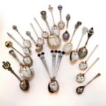 3 silver plated and enamel Ford Enthusiasts Club teaspoons - in good condition t/w 4 x silver and