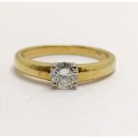 18ct hallmarked gold diamond (4.5mm in diameter) solitaire ring - size M & 3.2g total weight