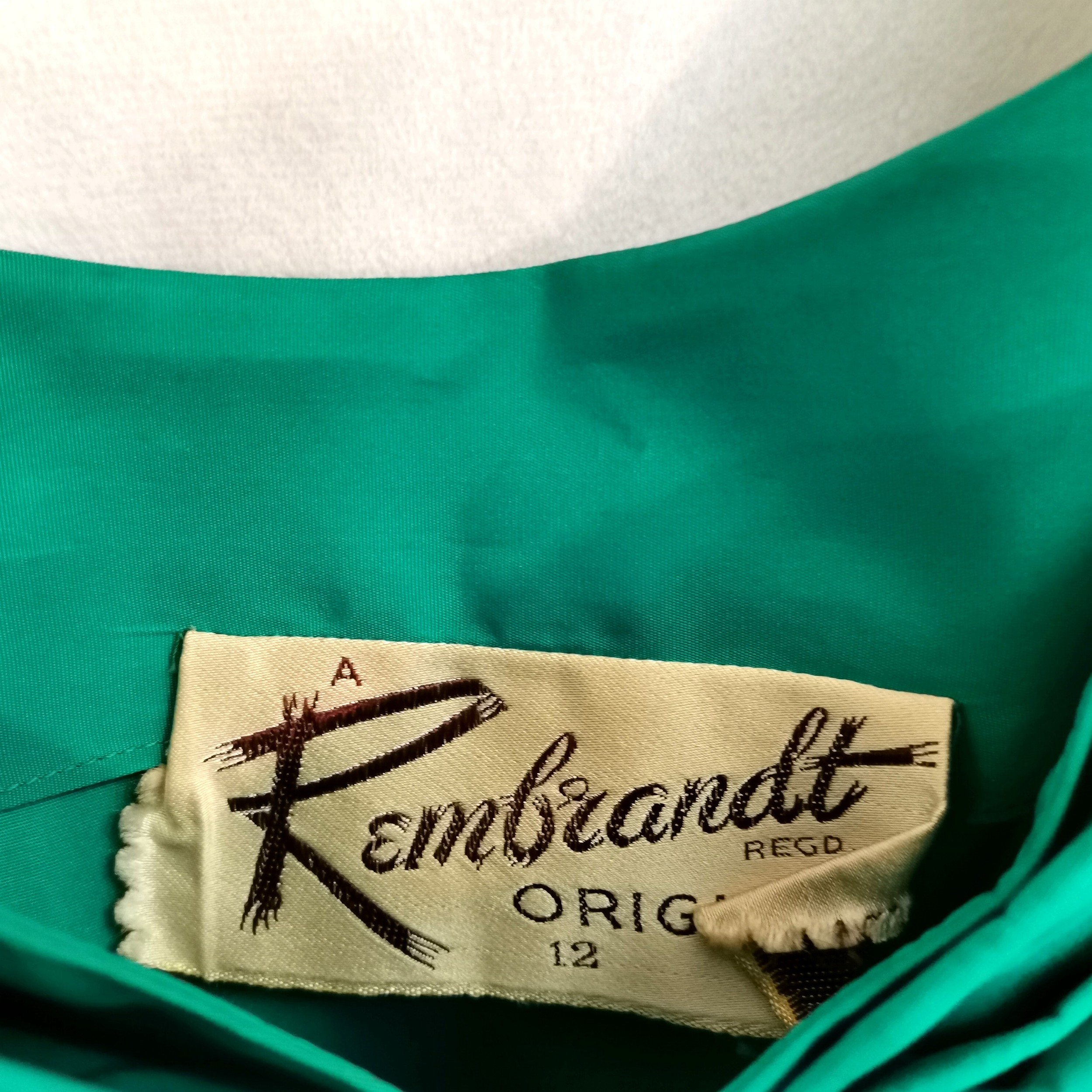 1950's Green silk evening dress by Rembrandt. In good used condition - Image 2 of 2