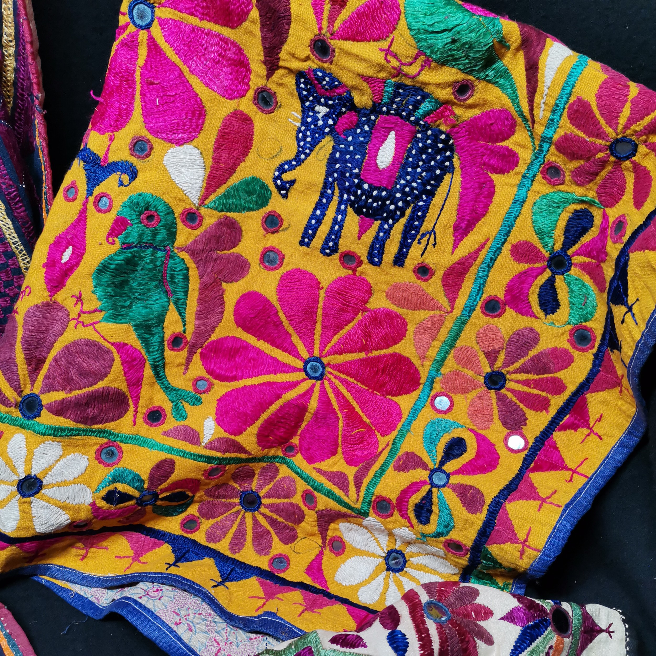 A pair of vintage Eastern small wall hanging in purple t/w 2 brightly coloured with elephants and - Image 2 of 5