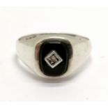 Irish silver hallmarked gents onyx and diamond set signet ring size Q- signs of re-sizing to shank