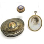 Gilt metal circular box with micro mosaic inset lid - 4cm diameter t/w French spelter Orfèvrerie