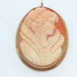 9ct hallmarked mounted pendant/brooch hand carved cameo of a lady with a double ruff collar. 5.5cm