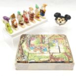 Boxed set of Snow White and the seven dwarfs picture blocks, a seven dwarfs toast rack 20 cm long