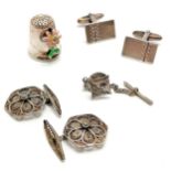 2 pairs of silver cufflinks (filigree pair are unmarked), silver thimble with flower detail etc -