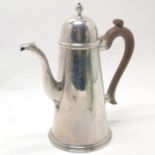 1966 silver Queen Anne style coffee pot by Spink & Son - 24.5cm high & 772g total weight & in good