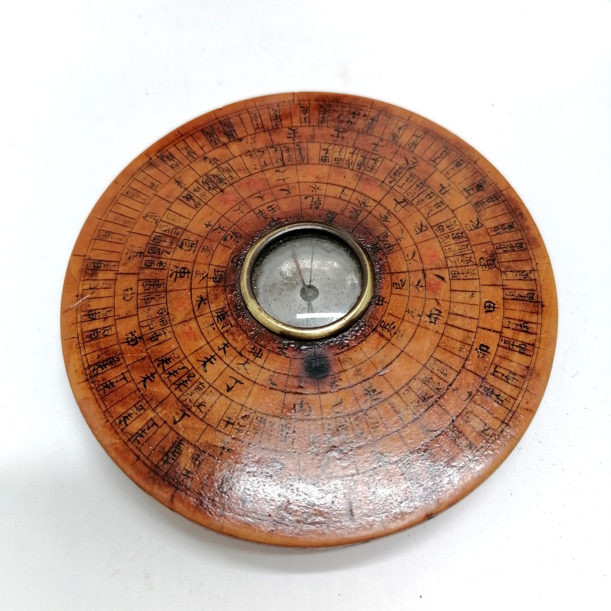 3 x Chinese lacquered wood geomantic compasses - largest 17.5cm diameter ~ 1 missing needle and - Image 4 of 5