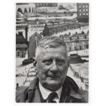 L S Lowry 1964 hand signed picture of the great man himself stood in front of his artwork - 20.5cm x