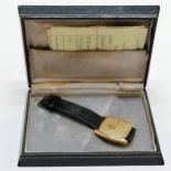 Jaeger-LeCoultre 18ct gold cased manual wind wristwatch with calibre 818/2 movement - 30mm case & in