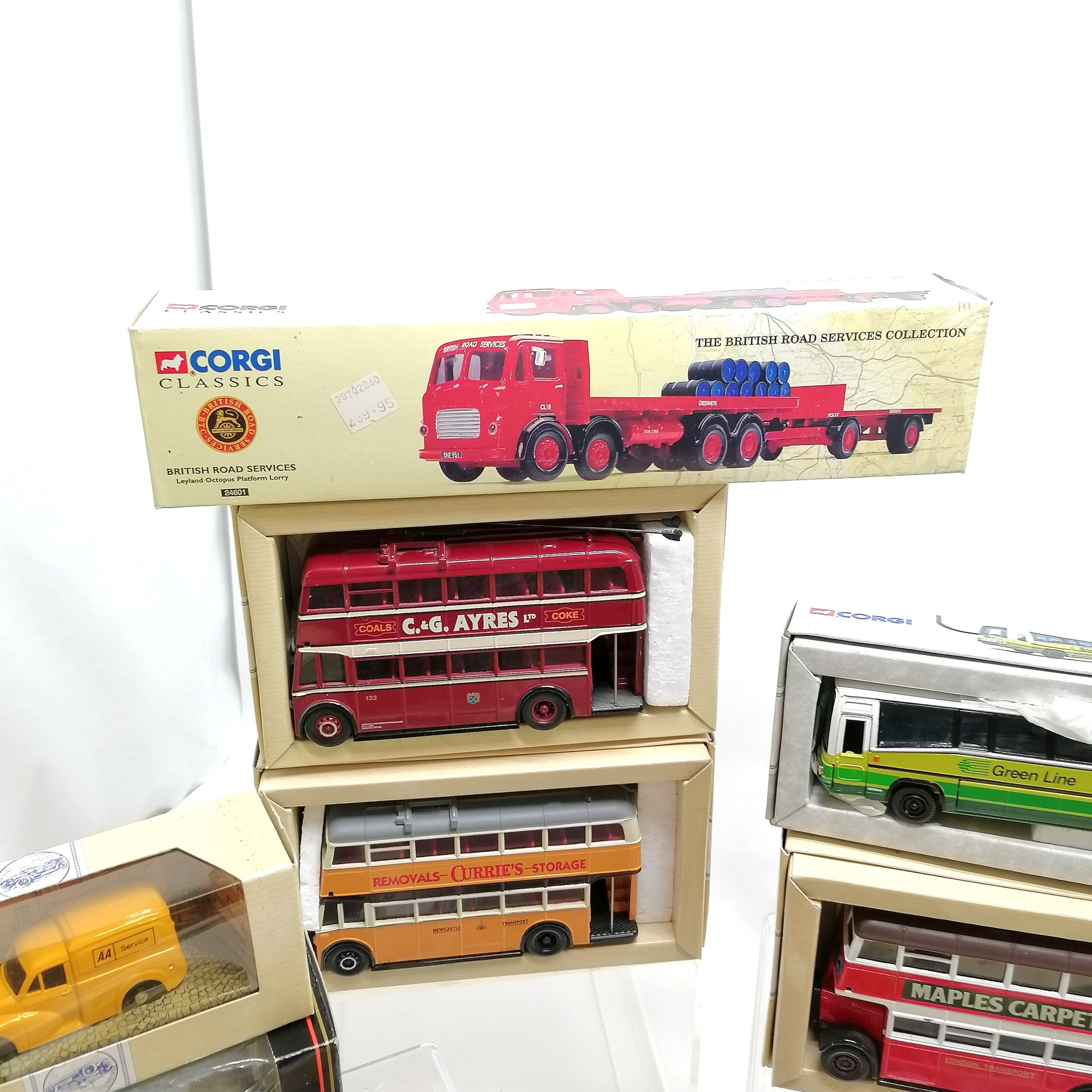 Qty of boxed Corgi, Gilbow, Solido etc inc buses & commercial vehicle, Dinky pink cadillac etc - Image 4 of 5