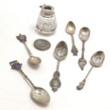 6 x silver souvenir spoons inc Edward VII Owen Sound t/w silver topped inkwell (lid detached) ~