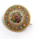 Antique micro mosaic brooch in unmarked gold - 19mm diameter & 3.8g total weight with slight a/f