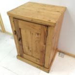 Antique pine cupboard, 53 cm wide, 76 cm high, 44 cm deep, in good used condition.
