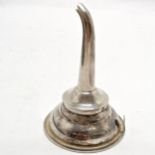 1989 silver wine funnel by J B Chatterley & Sons Ltd - 12.5cm long & 101g