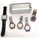 Qty of quartz wristwatches inc jeep in retail tin, clip keyring, all for spares/ repairs or other.