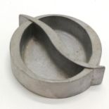 Quaglino's aluminium Q ashtray by Sir Terence Conran (1931-2020) - 11cm across
