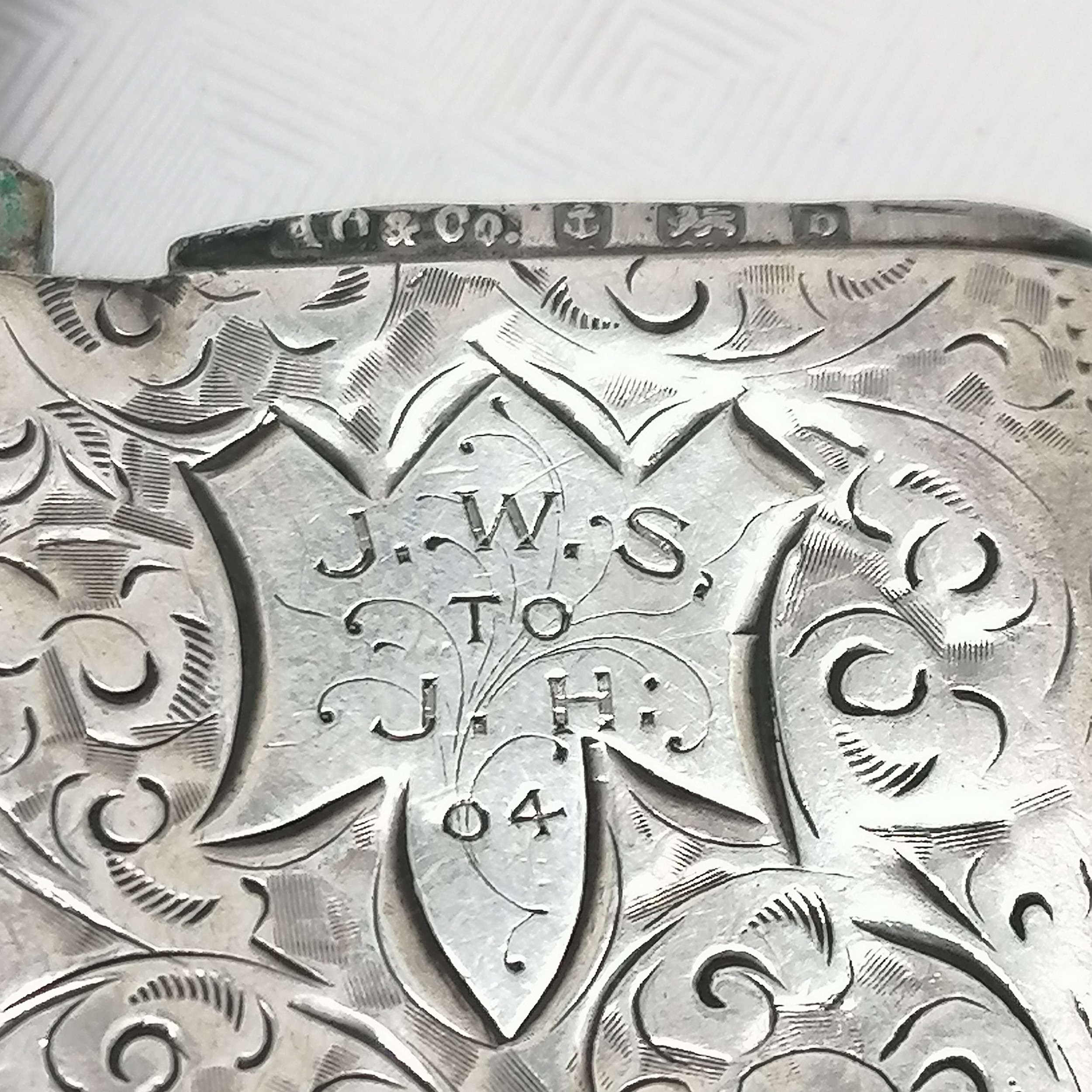 2 x silver vestas (largest 4.8cm x 4.2cm) - both have slight dents t/w silver miniature frame set - Image 3 of 5