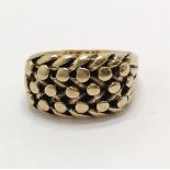 9ct hallmarked gold ring with plaited detail to front - size L½ & 5.7g