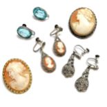 Qty of jewellery inc 800 silver hand carved cameo pendant / brooch + pair of earrings, silver blue