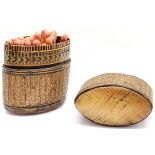 Antique Napoleonic Prisoner of war cut straw oval box with cross hatched detailed bone top and