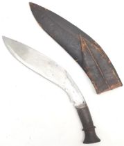 Antique kukri knife in original leather covered scabbard - total length 39g