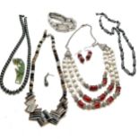 Banded agate bead necklace (40cm), pearl / cornelian 3 strand necklace + earrings, Tissot quartz