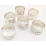 Set of 4 1942 Edward Barnard & Sons silver napkin rings, t/w 2 others, 262g total weight.