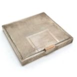 1946 silver compact with unmarked gold detail by David Sutton & Sons - 6.5cm square & 76g total
