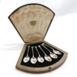 Cased set of 6 x 1923 silver spoons by WB&S & retailed through Goldsmiths & Silversmiths Co -
