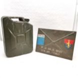 Vintage Military vehicle box,47 cm wide, 33 cm high, t/w military Jerry can