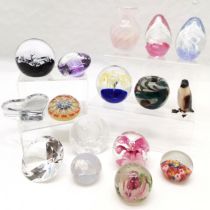 Collection of assorted paperweights to include, Perthshire, Mdina etc.