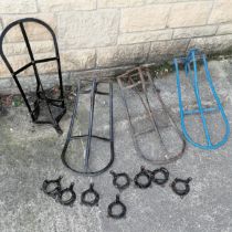 Quantity of 4 saddle racks and 8 tack hangers
