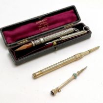 Francis Webb silver pencil holder (10cm inc pencil) in an antique box t/w 2 gilt metal propelling