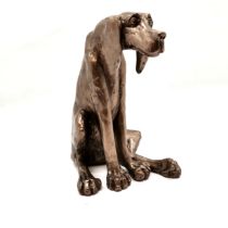 Contemporary bronzed resin figure of a hound, sat on his back legs, 26 cm high, 21 cm base, good