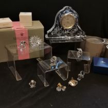 Swarovski crystal Seal, Hedgehog, duck etc, all with original packaging, t/w Stuart Crystal clock in