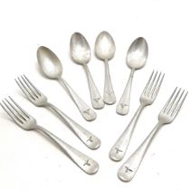 8 x WWII Third Reich / Nazi aluminium spoons & forks (20.5cm) stamped 'Fl.U.V.' (Flieger