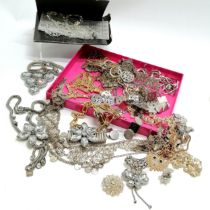 Qty of costume jewellery inc Venetian beads in a Paolo Veneziano box, belts etc - SOLD ON BEHALF