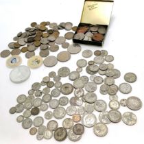 Qty of mostly GB coins inc 3 x £5 coins, silver coins (50% silver total weight @ 523g) etc