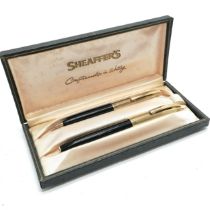 Sheaffer's vintage boxed fountain pen (with 14ct nib) with propelling pencil ~ made in Australia