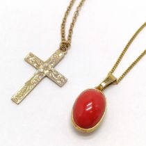 9ct hallmarked gold coral pendant on a 9ct marked gold 44cm chain t/w 9ct marked gold cross (dated