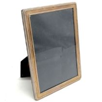 1996 silver fronted photograph frame by Carr's of Sheffield Ltd - total 20cm x 15cm ~ velvet