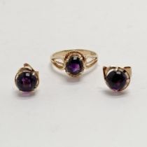 14ct marked rose gold amethyst stone set ring (Size I) t/w unmarked pair of matched earrings ~ total