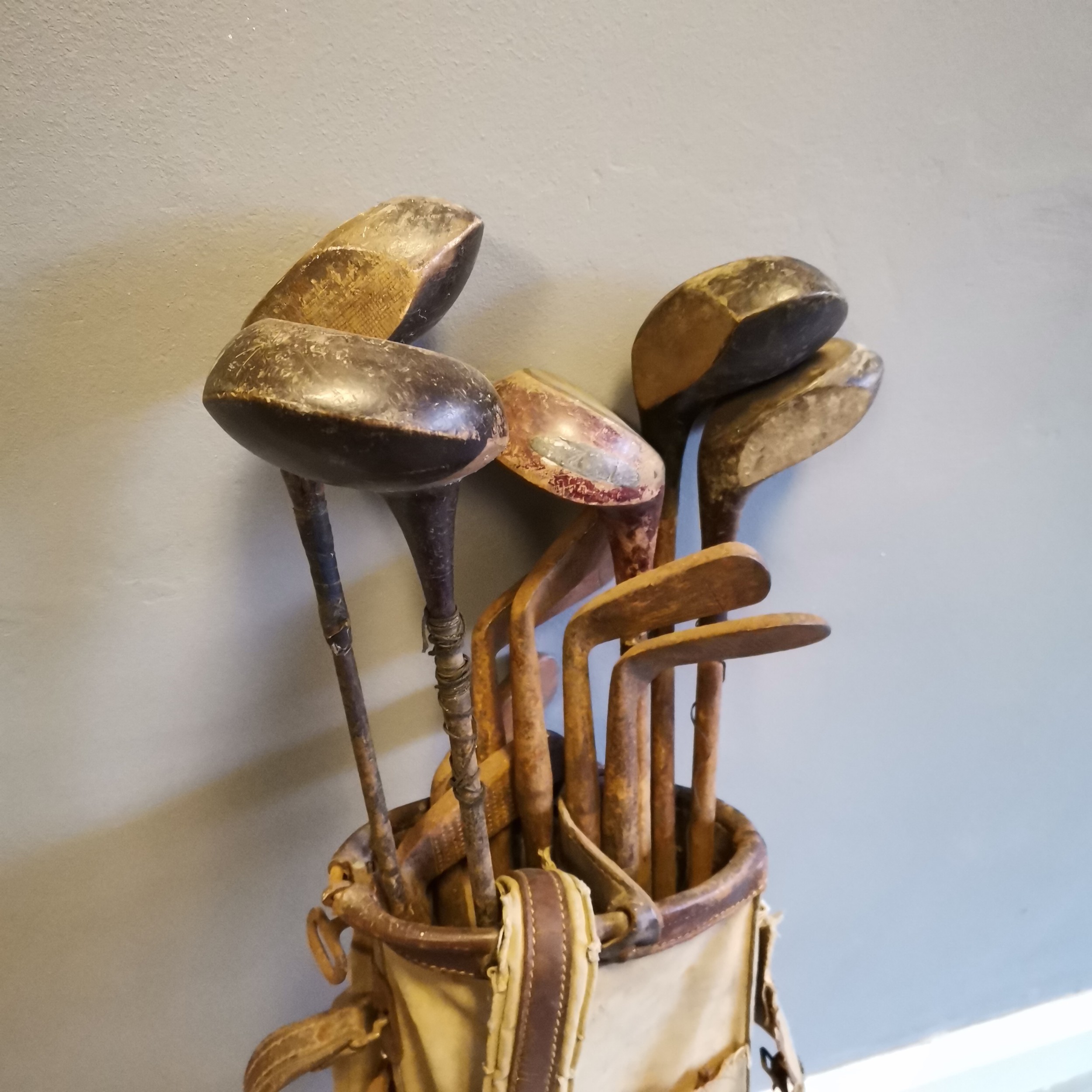 Set of Vintage golf clubs to include a Excelsior Putter etc, contained in canvas and leather mounted - Image 3 of 4
