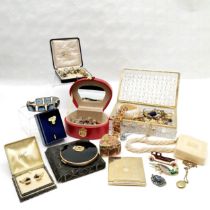 Glass jewellery box with qty of costume jewellery inc pewter fox brooch, Stratton compact,
