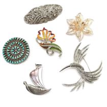 6 brooches inc Art Deco paste clip, unmarked silver filigree & unmarked silver turquoise set etc -