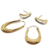 2 x pairs of 9ct marked gold earrings - 1 pair set with cubic zirconia (1.5cm drop) ~ total weight