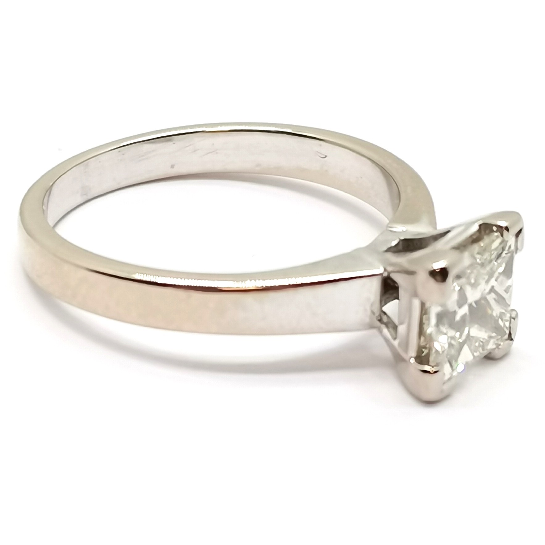 18ct hallmarked white gold princess cut diamond solitaire ring with certificate stating carat weight - Image 5 of 7